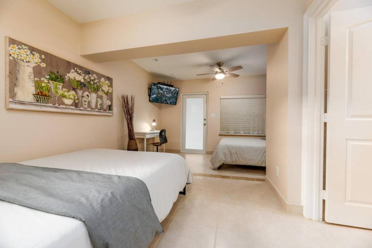 Ocean Flats 1 - Lauderdale-by-the-sea * Fort Lauderdale