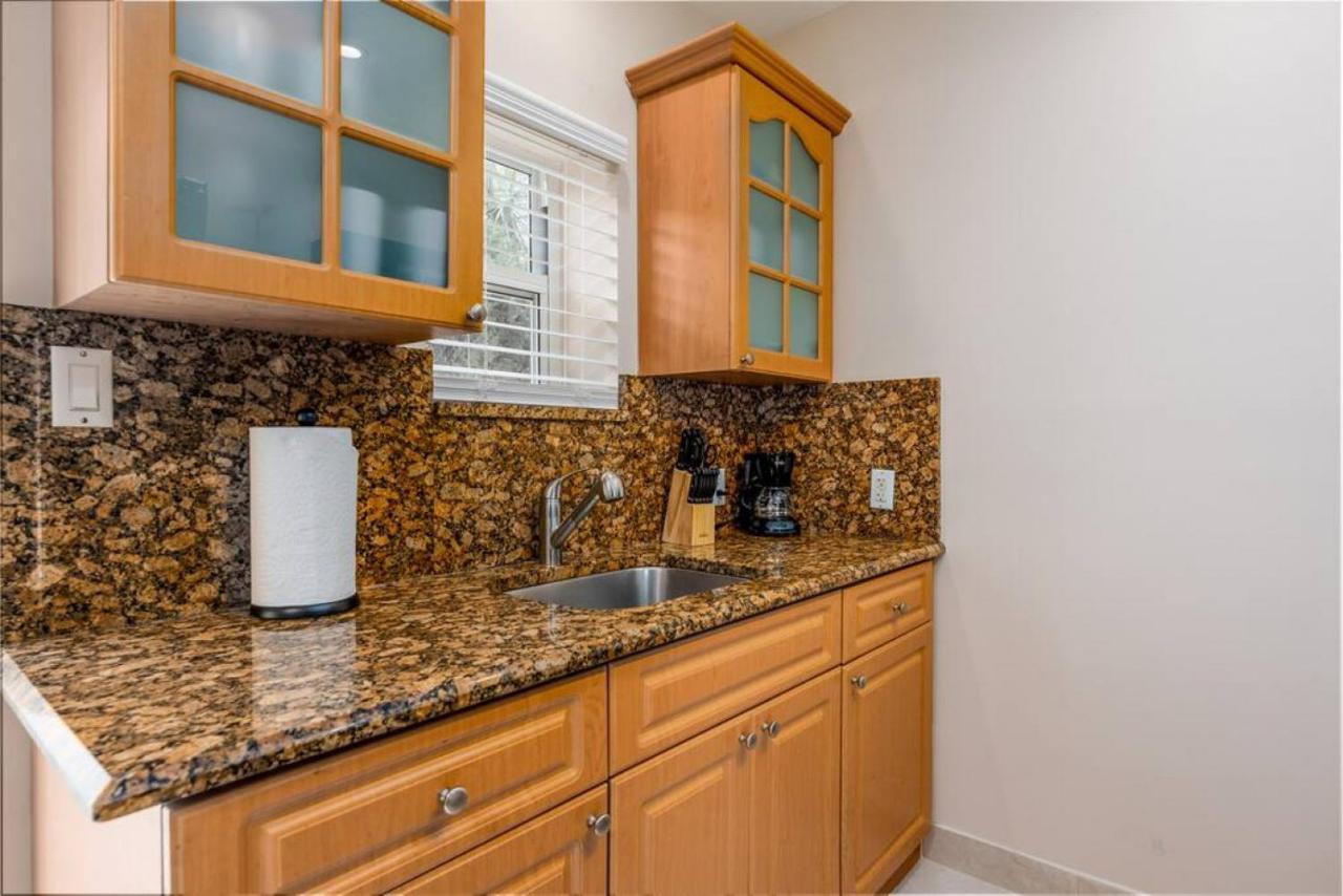 Ocean Flats 1 - Lauderdale-by-the-sea Apartment *