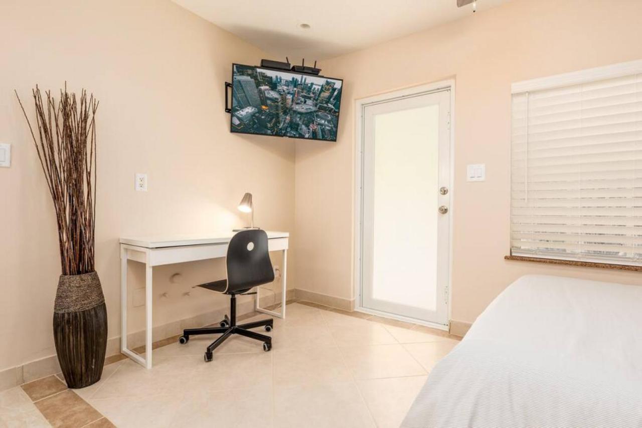Ocean Flats 1 - Lauderdale-by-the-sea